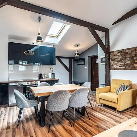 Rentplanet- Damrota Apartment *
