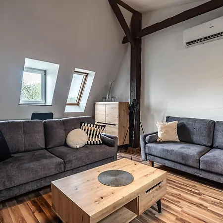 Apartment Rentplanet- Damrota